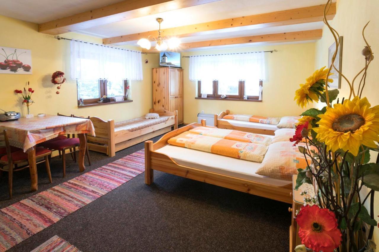 KvacanyDrevenica Mak Kristianアパートメント エクステリア 写真